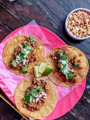 Tacos de Proteína Vegetal y Frijole at Lado V in Buenos Aires