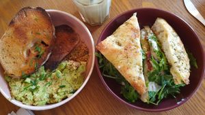 Breakfast at De Bon'heur in Marseille