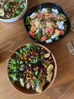 "Summer Vibes" (top) and "Sweet Potatoes" (bottom)  at De Bon'heur in Marseille