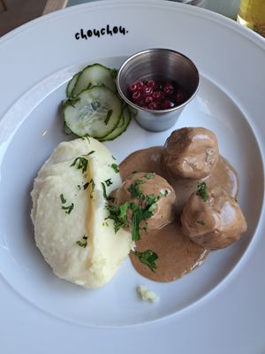 Half portion of meatballs at ChouChou in Stockholm