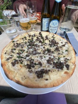 Truffle pizza at ChouChou in Stockholm