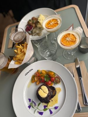 Vegan meatballs, the mangolorian drinks and 3D printed vegan filet mignon  at ChouChou in Stockholm