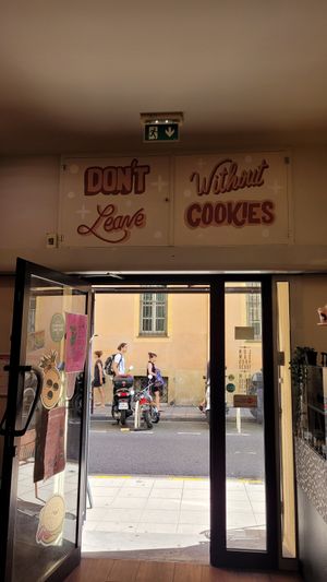 This makes me want to come back for a vegan cookie with a next visit at Emilie and the Cool Kids in Nice