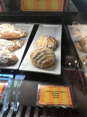 Lemon scone at Marie et Cie in Valley Village