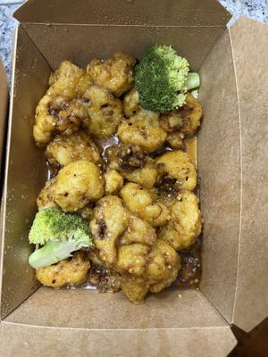 General Tao  cauliflower was awesome the only thing I wish I had them put the sauce on The side because the batter wasn’t crunchy and crispy like I would’ve preferred. Still Gr at Green Wok Asian Vegan Kitchen in Providence