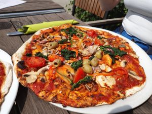 Pizza vegan at Pizzahof in Drongen