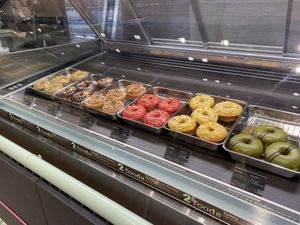 Donuts!! at 2foods - Ginza Loft in Tokyo