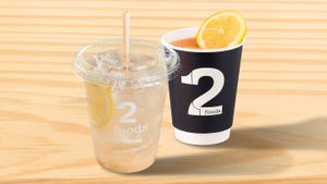 Organic Ginger Lemonade - We added organic lemon juice to our homemade ginger paste based on 5 different organic spices. at 2foods - Ginza Loft in Tokyo