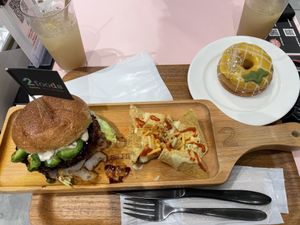 Teriyaki burger, ginger lemonade, and pineapple donut  at 2foods - Ginza Loft in Tokyo