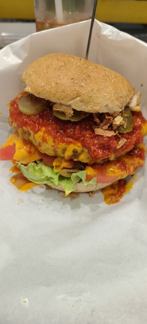 "Junk" burger at 2foods - Ginza Loft in Tokyo