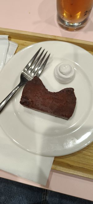 Chocolate Gateau at 2foods - Ginza Loft in Tokyo