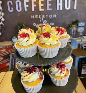 vegan white chocolate and raspberry cupcakes at The Coffee Hut in Helston
