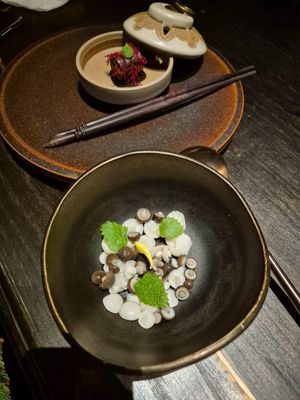  at Cổ Đàm Chay in Hanoi