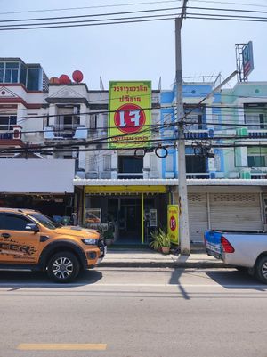  at Universal Vegan in Hua Hin