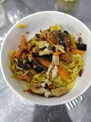 Bun nghê vegan turmeric noodles at Hong Nga in Hue