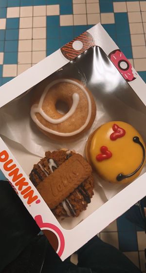 yummyyyy  at Dunkin' - Stationsplein in Amsterdam