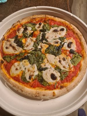 Margherita + Spinat ...mega! at Mission Pizza in Hamburg