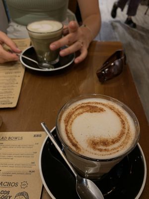 chai latte (4,00€) and matcha latte (4,50€) both with oat milk (each +0,50€)   at Zenith Brunch & Cocktails in Madrid