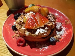 Vegan pancakes #Veganuary at Zenith Brunch & Cocktails in Madrid