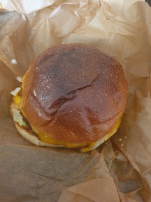 Ameaça burger at Ameaça Vegetal in Lisbon