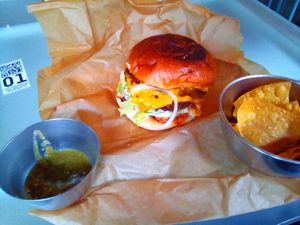 "Ameaça vegetal" burger with sides (spicy sauce) #Veganuary at Ameaça Vegetal in Lisbon