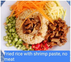 สั่งได้ทุกเมนูค่ะ 😛🥰 at Tukta in Koh Tao