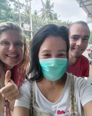 ขอบคุณที่อุดหนุน กันบ่อยๆ at Tukta in Koh Tao