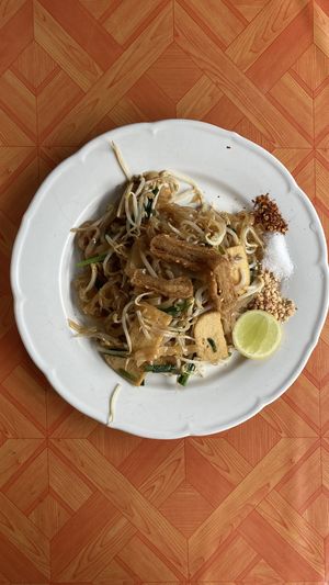 Pad thai with soy meat  at Tukta in Koh Tao