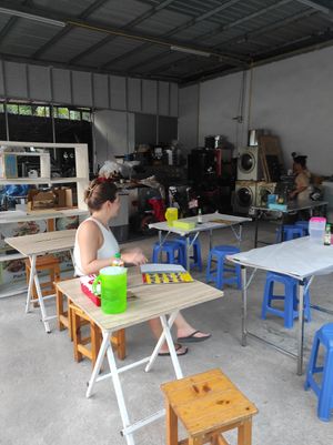 Ambiente 😅😁 at Tukta in Koh Tao