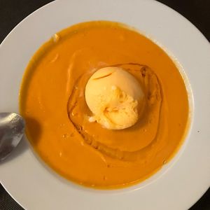 Salmorejo con sorbete de mandarina  at Cocina Típica La Extremeña in Merida