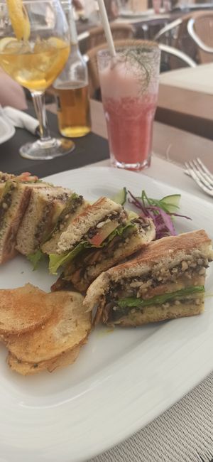  at Conchinha in Porto Moniz