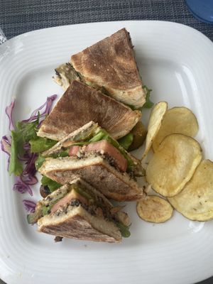 Vegan bolo do caco sandwich  at Conchinha in Porto Moniz