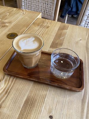 oat latte  at Gecko Coffeehouse in East London