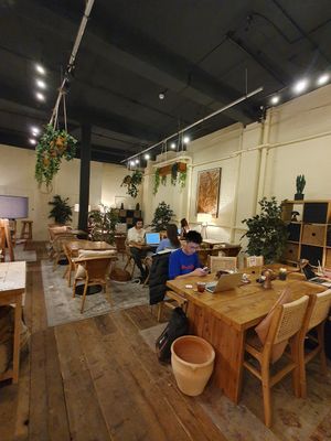 Downstairs at Gecko Coffeehouse in East London