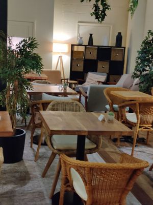  at Gecko Coffeehouse in East London