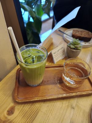 Iced oat matcha latte at Gecko Coffeehouse in East London