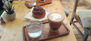  at Gecko Coffeehouse in East London