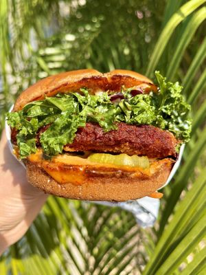 Hot Chik  🔥  #Veganuary at Spotless Burgers in San Gabriel