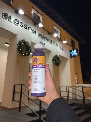 Ube Oat Mylk #Veganuary at Spotless Burgers in San Gabriel