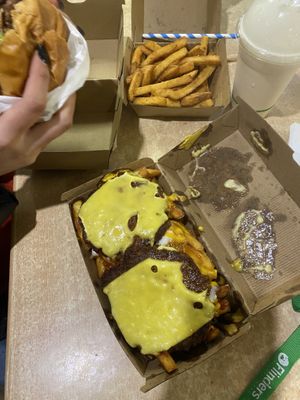 Takeaway order   at Mesy Burger in Kensington