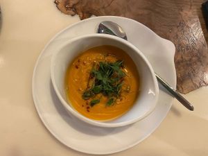 Крем-суп из тыквы. Тёплый, насыщенный вкус.

По средам можно попробовать в составе бизнес-ленча. at Tomorrow in Moscow