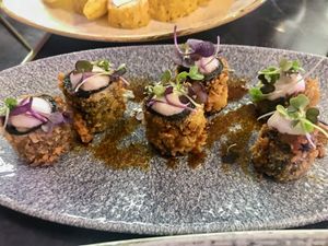 Crujiente de berenjena con miso at Miss Sushi in Mallorca