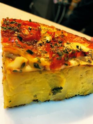 Tortilla napolitana 🔥  at Pasiones Bar  in Gijon