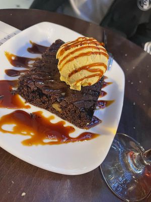 Brownie 😻  at Pasiones Bar  in Gijon