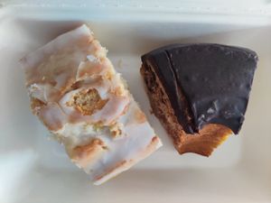 Lemon and chocolate-orange cakes at Pasiones Bar  in Gijon