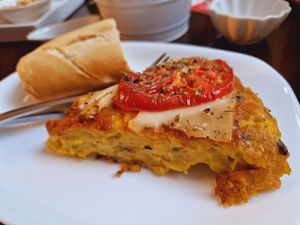 Tortilla vegana napolitana at Pasiones Bar  in Gijon