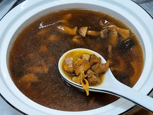 Soup 燉湯 (Photo by 素Good) at Home Taste Vegetarian 家味蔬食 in Kowloon