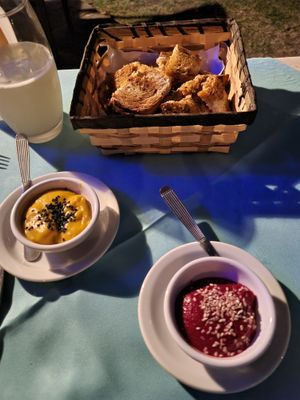 Carrot and beetroot spreads at TANTRA in Salta