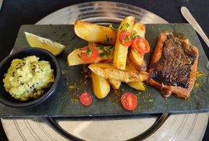 Salmon at TANTRA in Salta