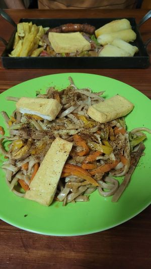With Noodels with Tofu at Tulasi in Cochabamba
